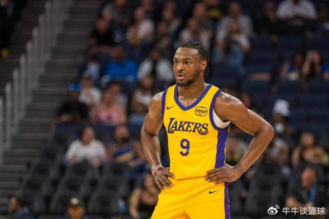 希尔德22分库里13分 勇士28记三分力克国王